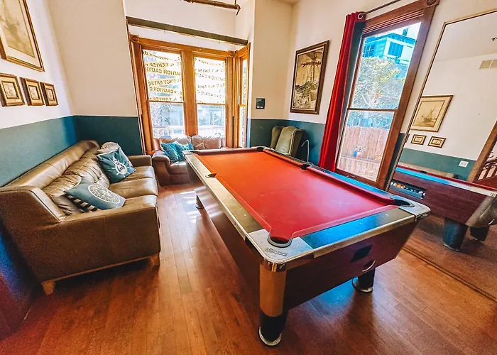 Ith San Diego Adventure Hostel (Adults Only)